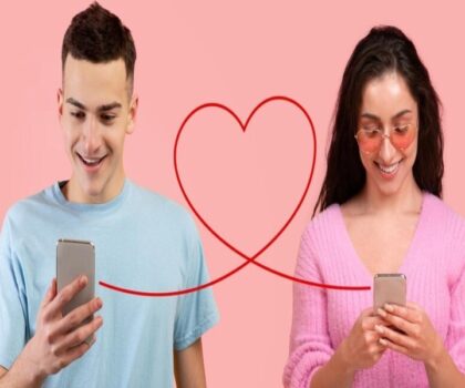 Digital Boundaries in Relationships: Staying Close Without Losing Yourself