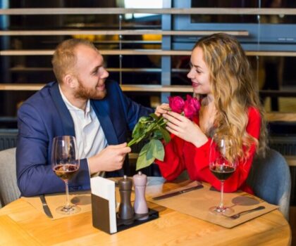 The 5-Text Rule: How to Stop Overthinking After the First Date
