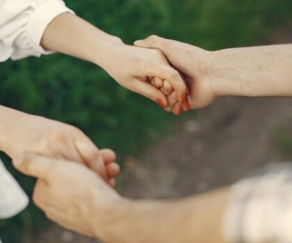 Dating While Healing: Is It Okay to Swipe When You’re Still Hurting?