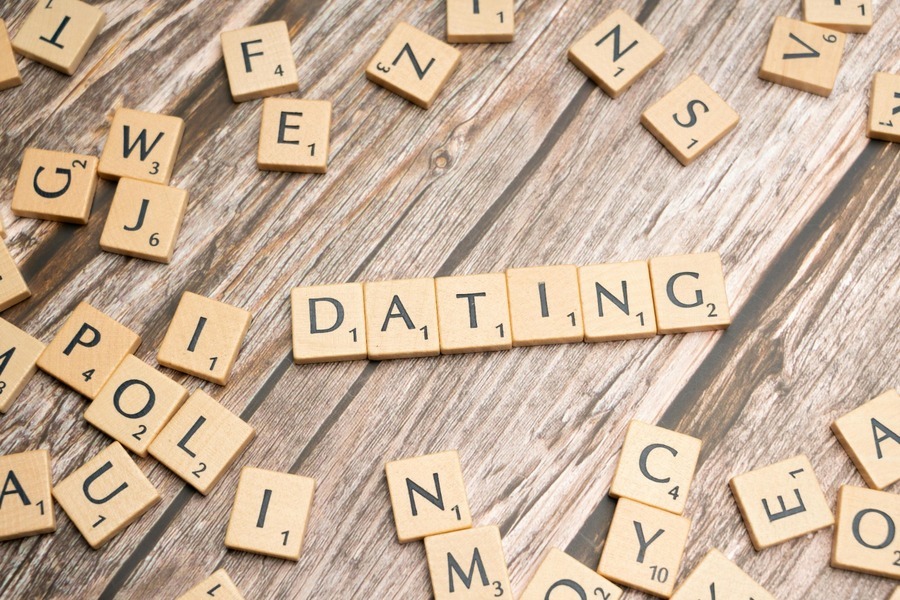 Flaky dating behavior red flag
