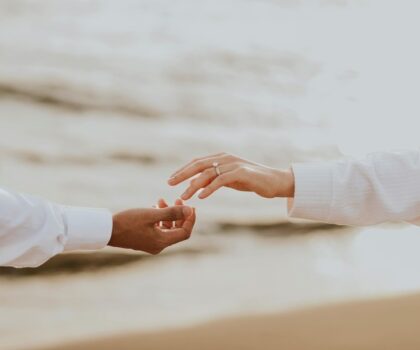 Dating Someone Who’s Not Over Their Ex: The Emotional Rebound Trap