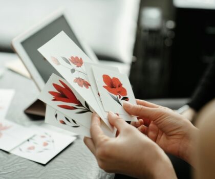 Astrology and Love: When Star Signs Guide You to Swipe Right