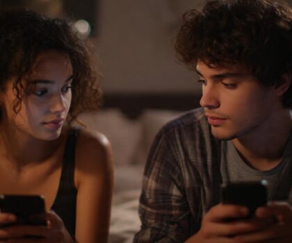 Digital Rebounds: Why People Jump into Online Relationships After a Breakup