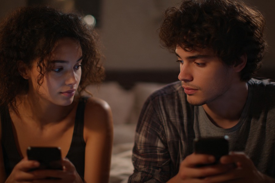 Healing from online rebound relationships